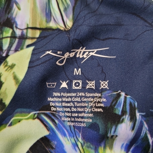 X by Gottex Floral Workout Set - Picture 7 of 14